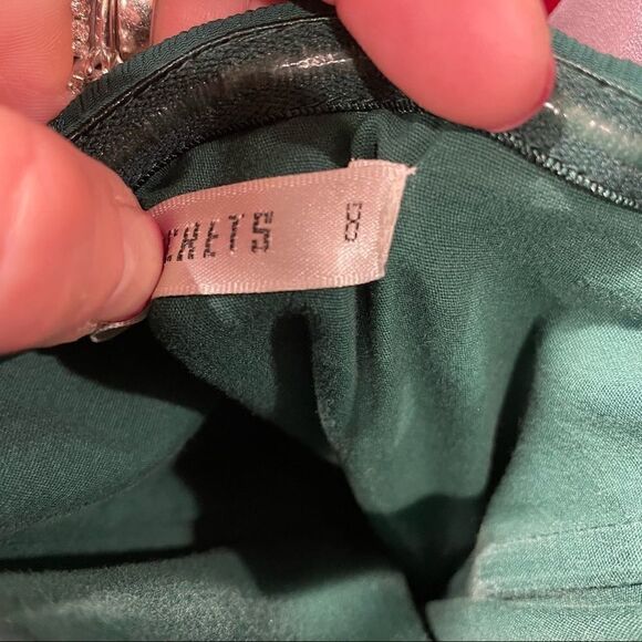 Saints + Secrets green romper 8 - Picture 13 of 13